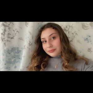 Meet your Posher, Laylah